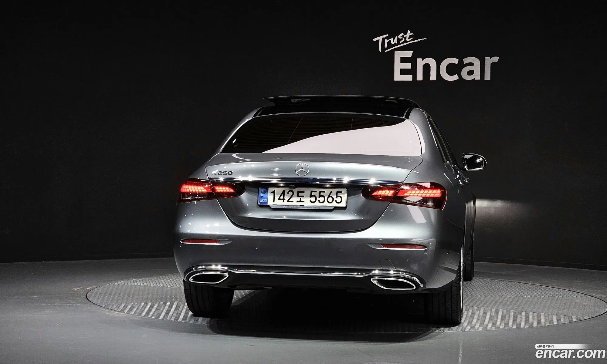 Mercedes-Benz E-Class W213