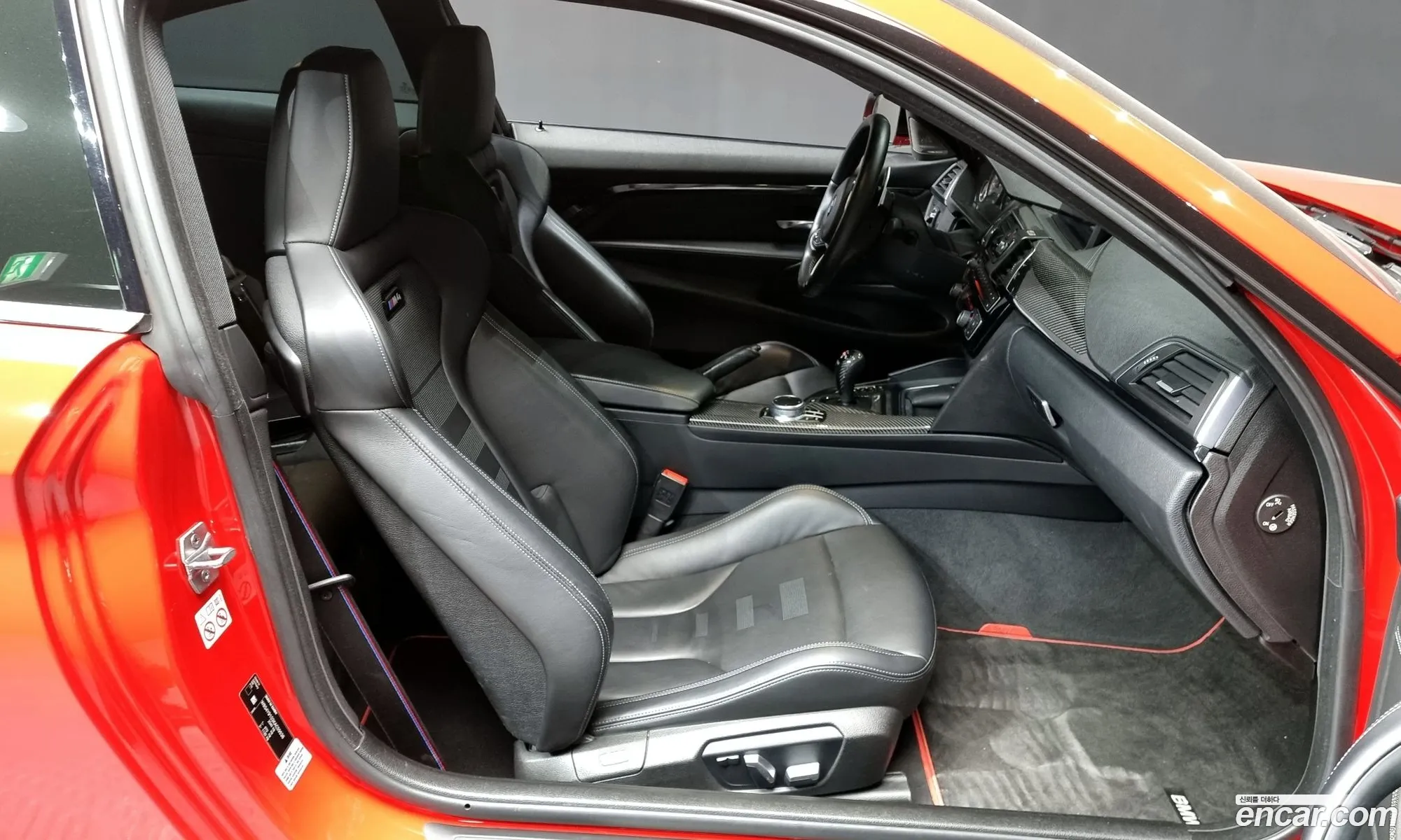 BMW M4 2019 11111111111111111 — 17