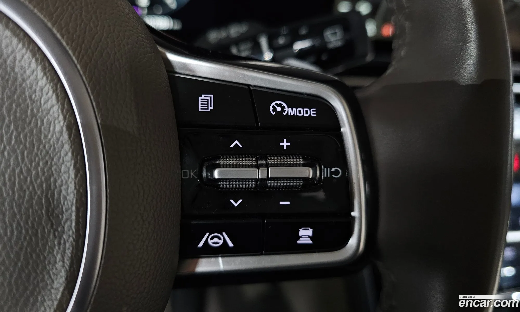 Kia Carnival 2021 KNANE813BMS063746 — 16