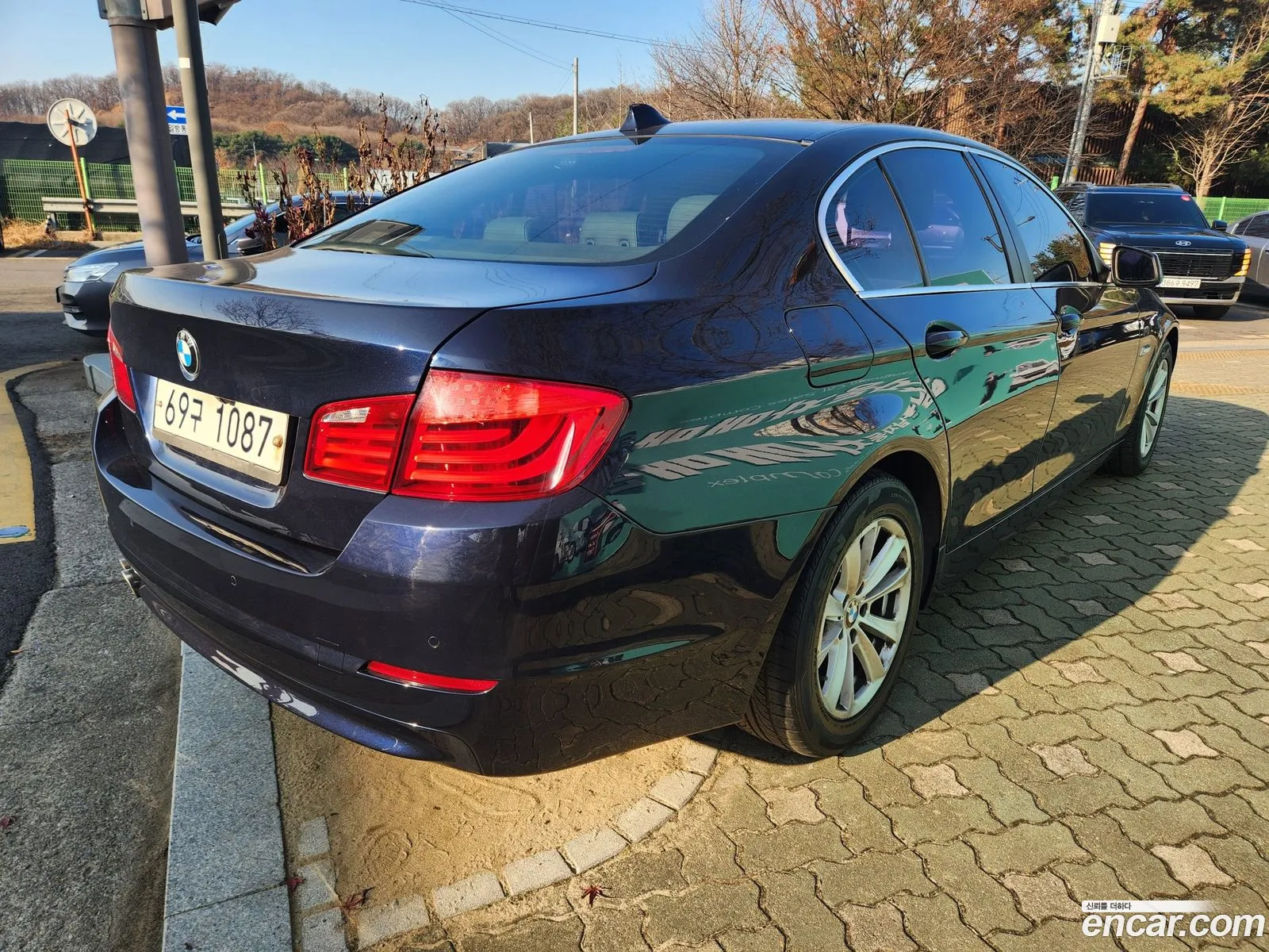 BMW 5 Series 2010 — 15