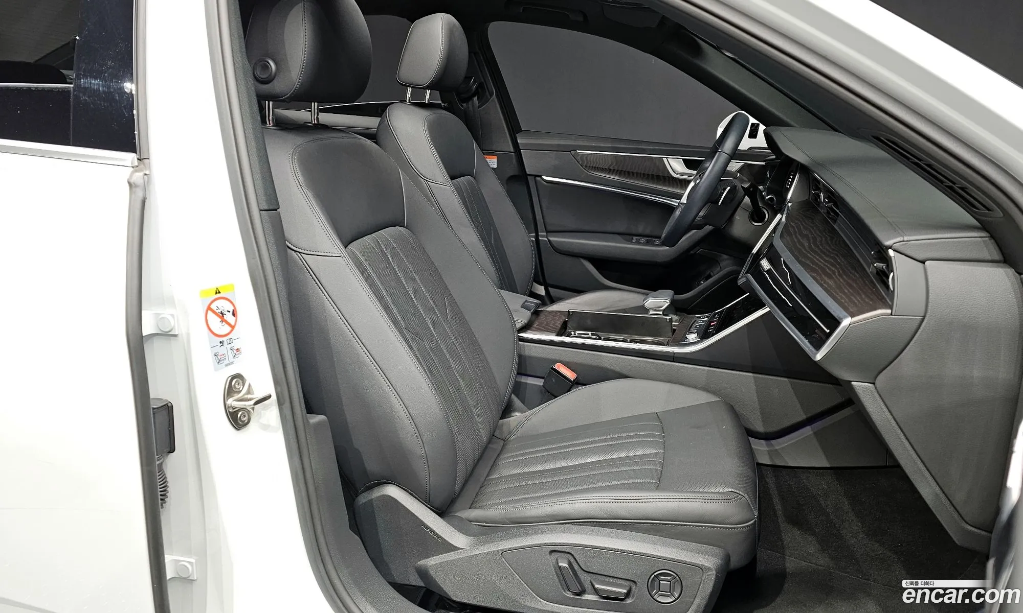 Audi A6 2023 WAUZZZF28PN031100 — 11