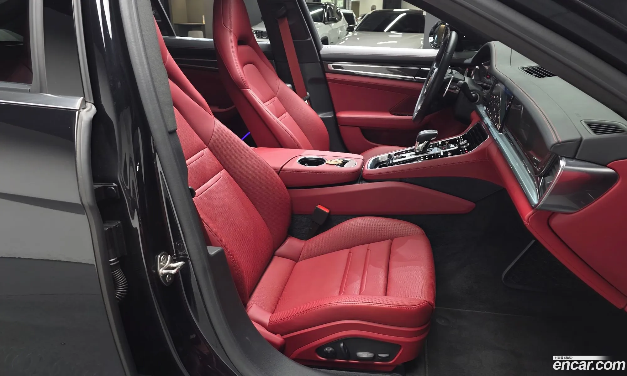 Porsche Panamera 2023 — 11