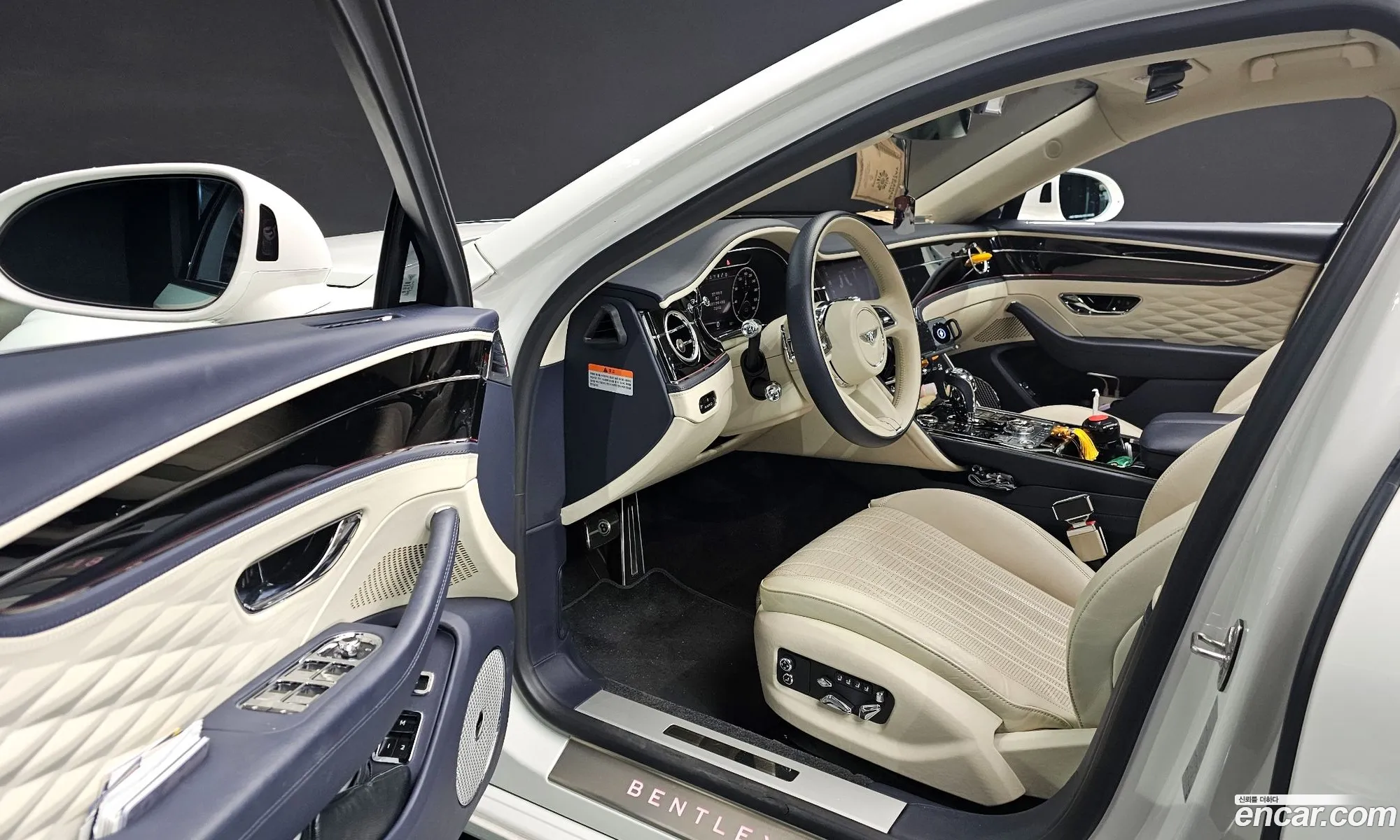 Bentley Flying Spur 2021 SCBBG53S4MC086449 — 3