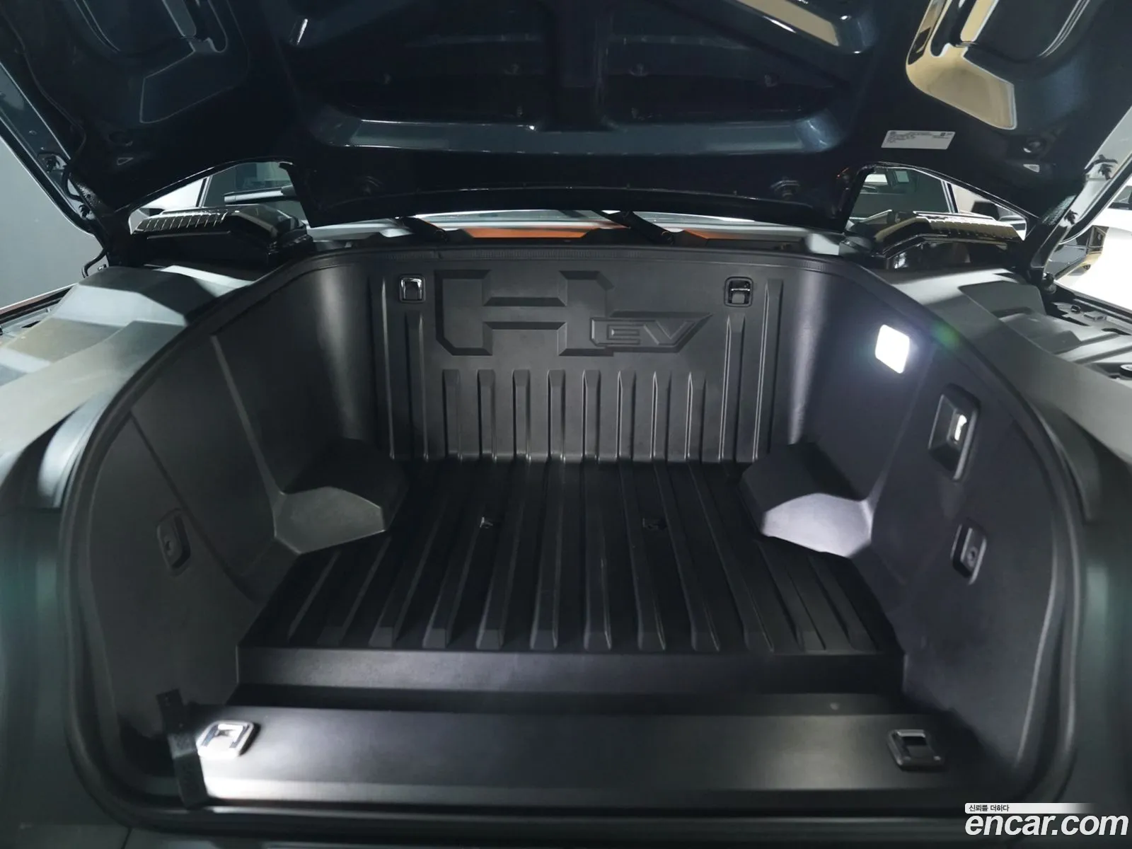 GMC Hummer EV 2025 — 3