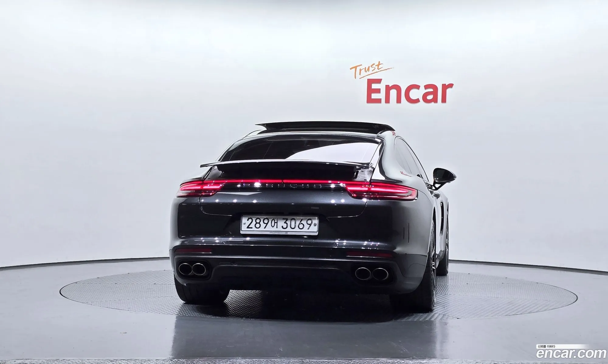 Porsche Panamera 2019 WP0AE2979KL124769 — 3