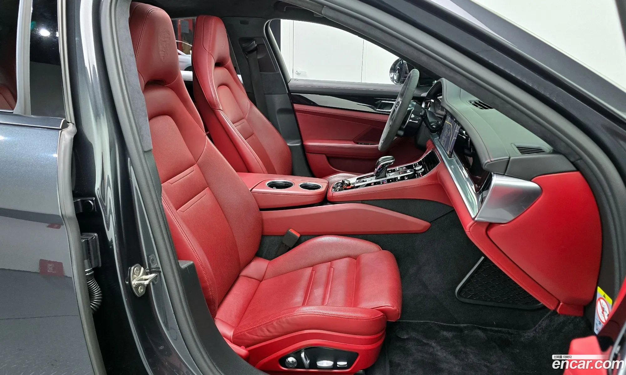Porsche Panamera 2019 WP0AE2979KL124769 — 4