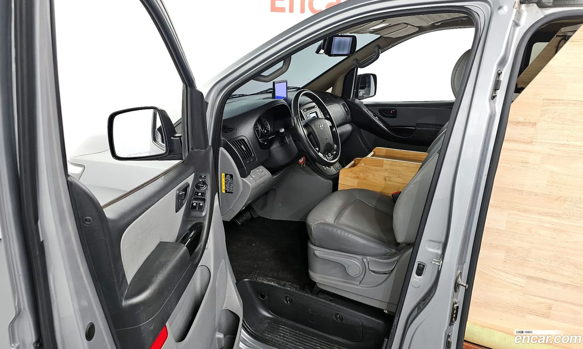 Hyundai Grand Starex 2019 — 13