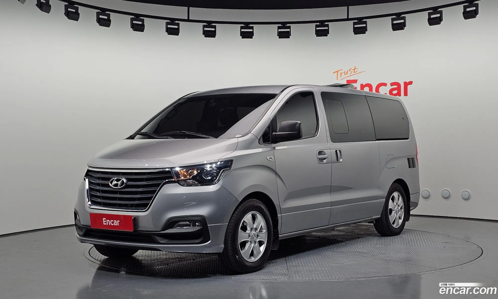 Hyundai Grand Starex 2019 — 8