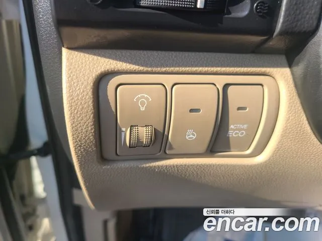 Kia Carnival R 2012 — 10