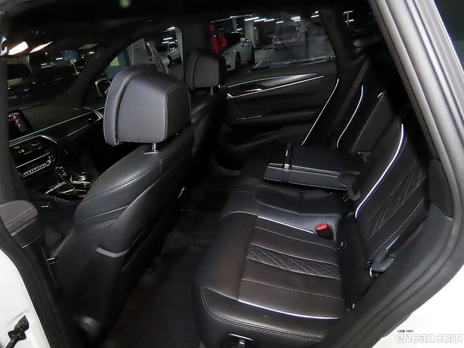 BMW 6 Series GT 2023 — 12