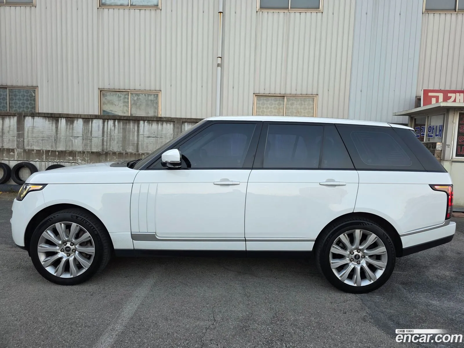 Land Rover Range Rover 2013 — 10