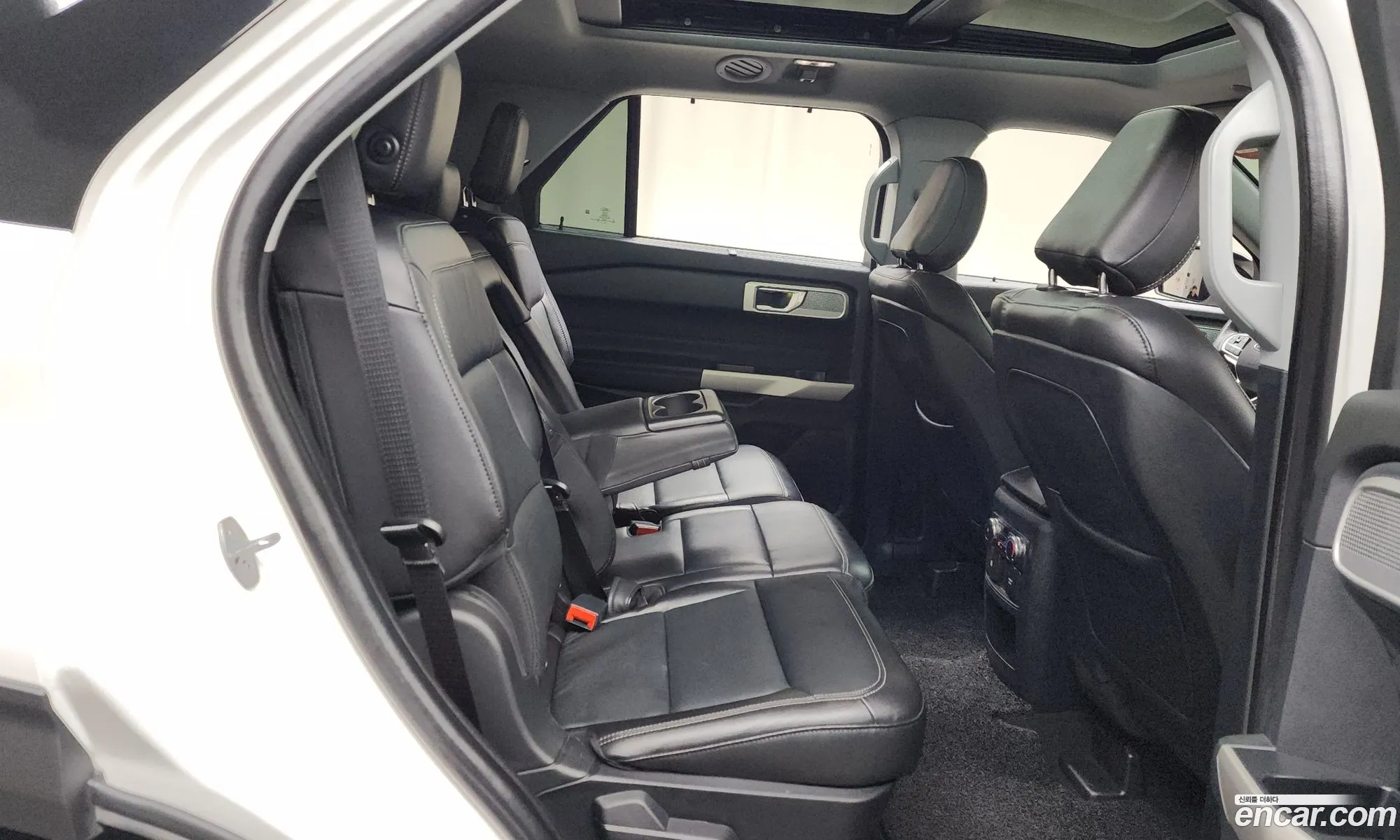 Ford Explorer 6th Gen 2020 1FMSK8FH3LGC38589 — 13
