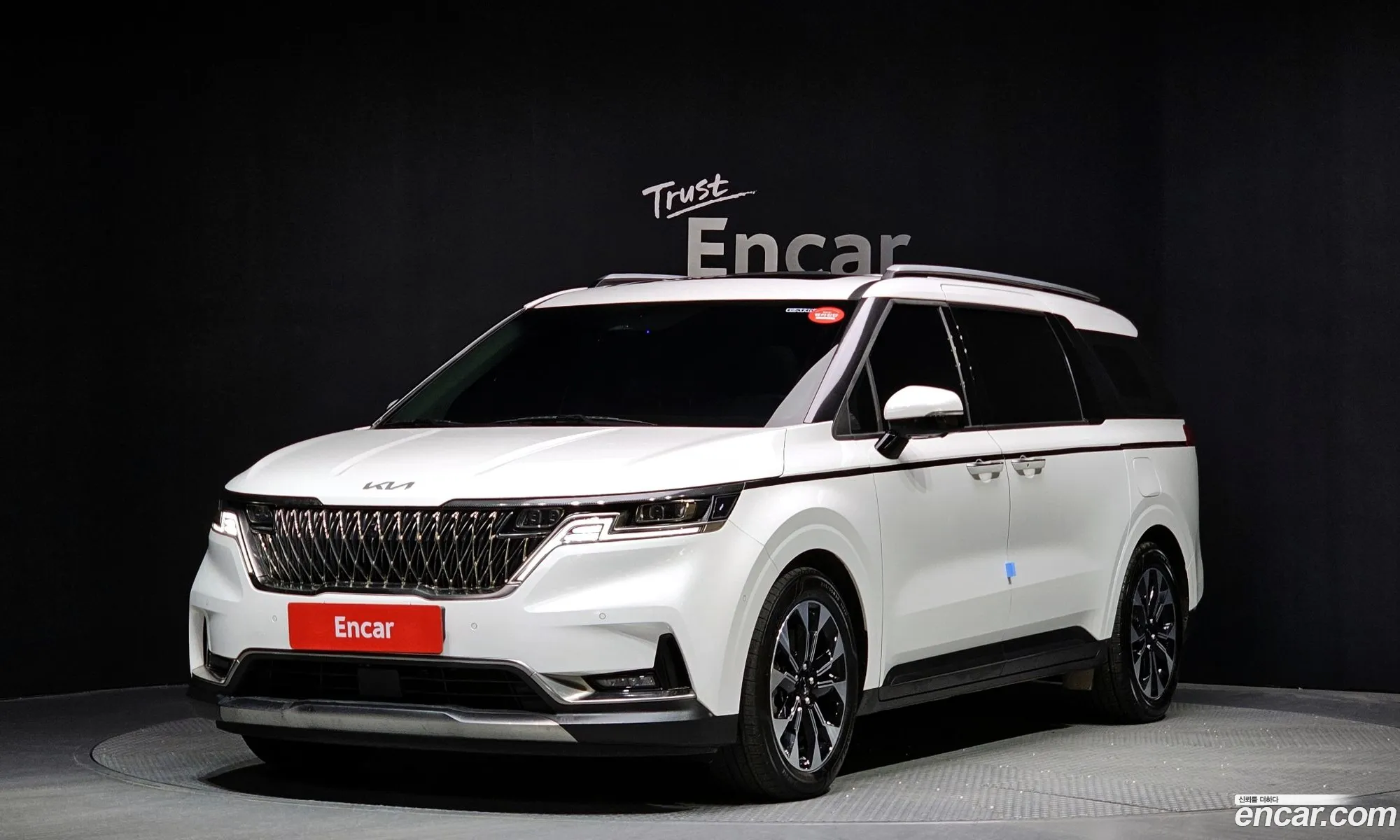 Kia Carnival 2022 — 4