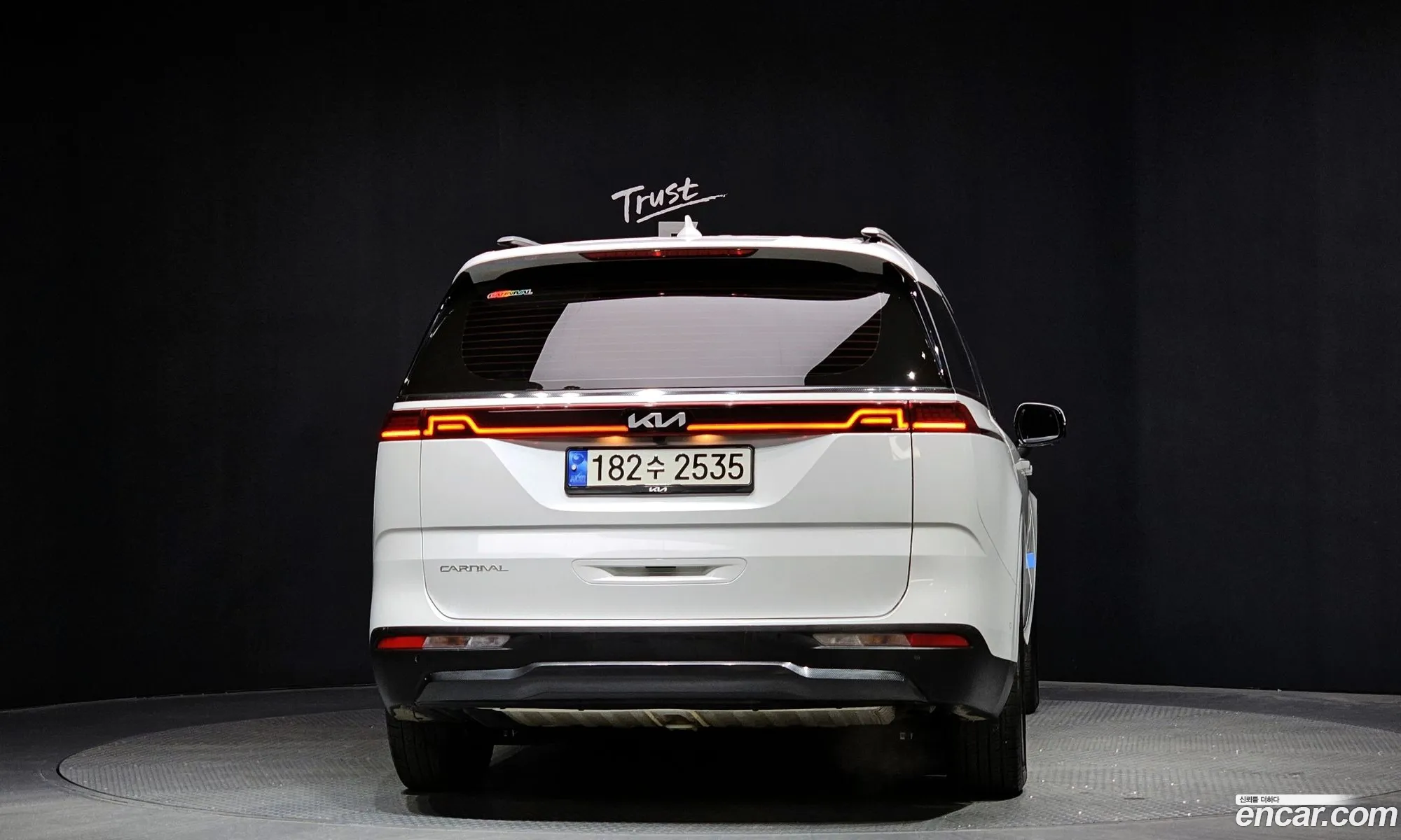 Kia Carnival 2022 — 6