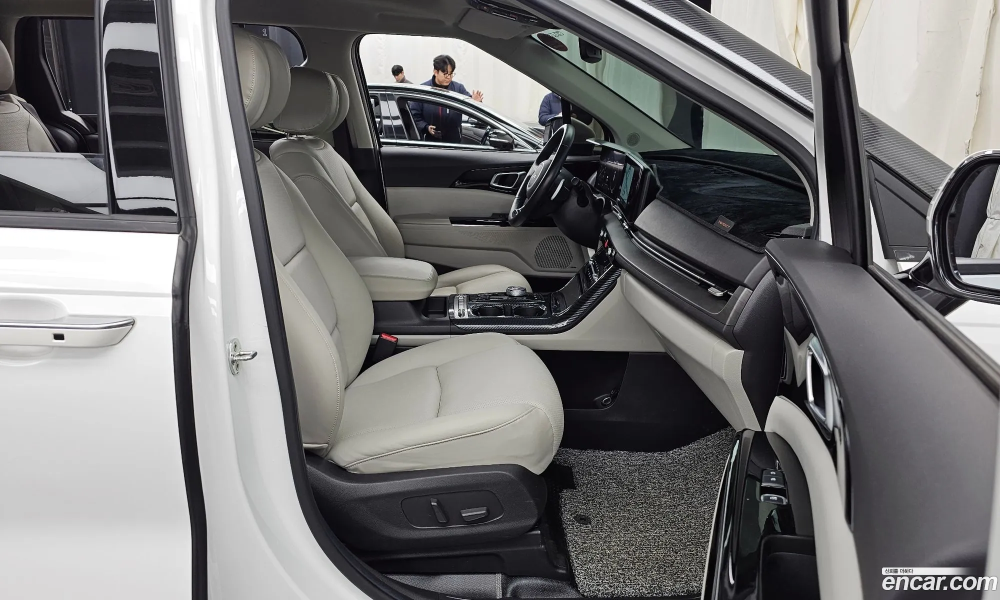 Kia Carnival 2022 — 13