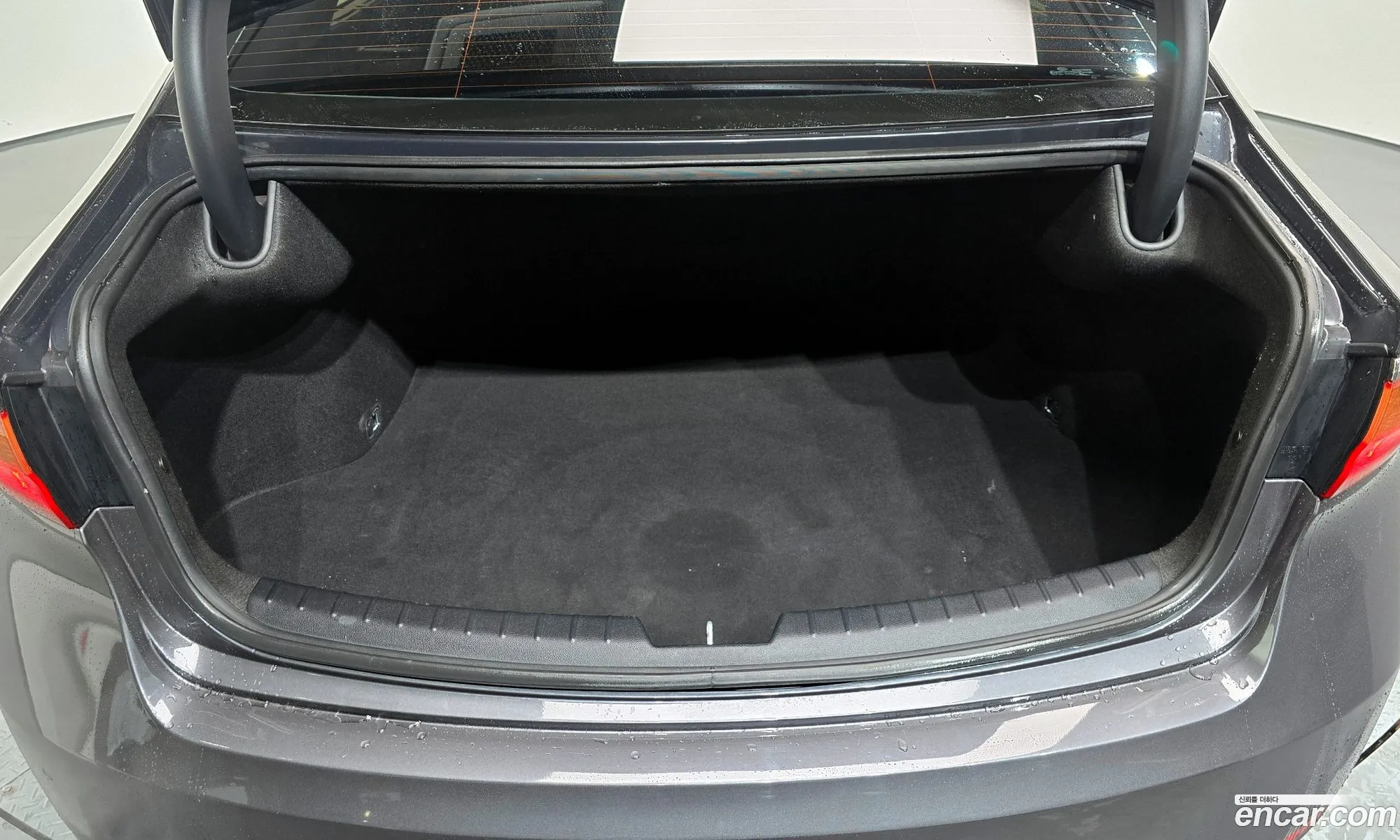 Kia K7 2016 — 12