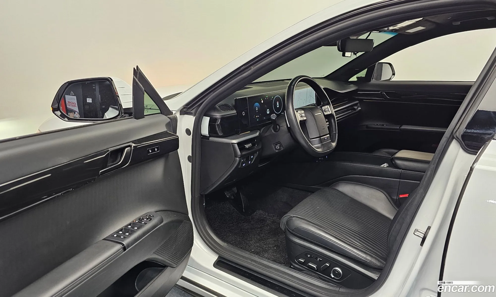 Hyundai Grandeur 2023 — 12