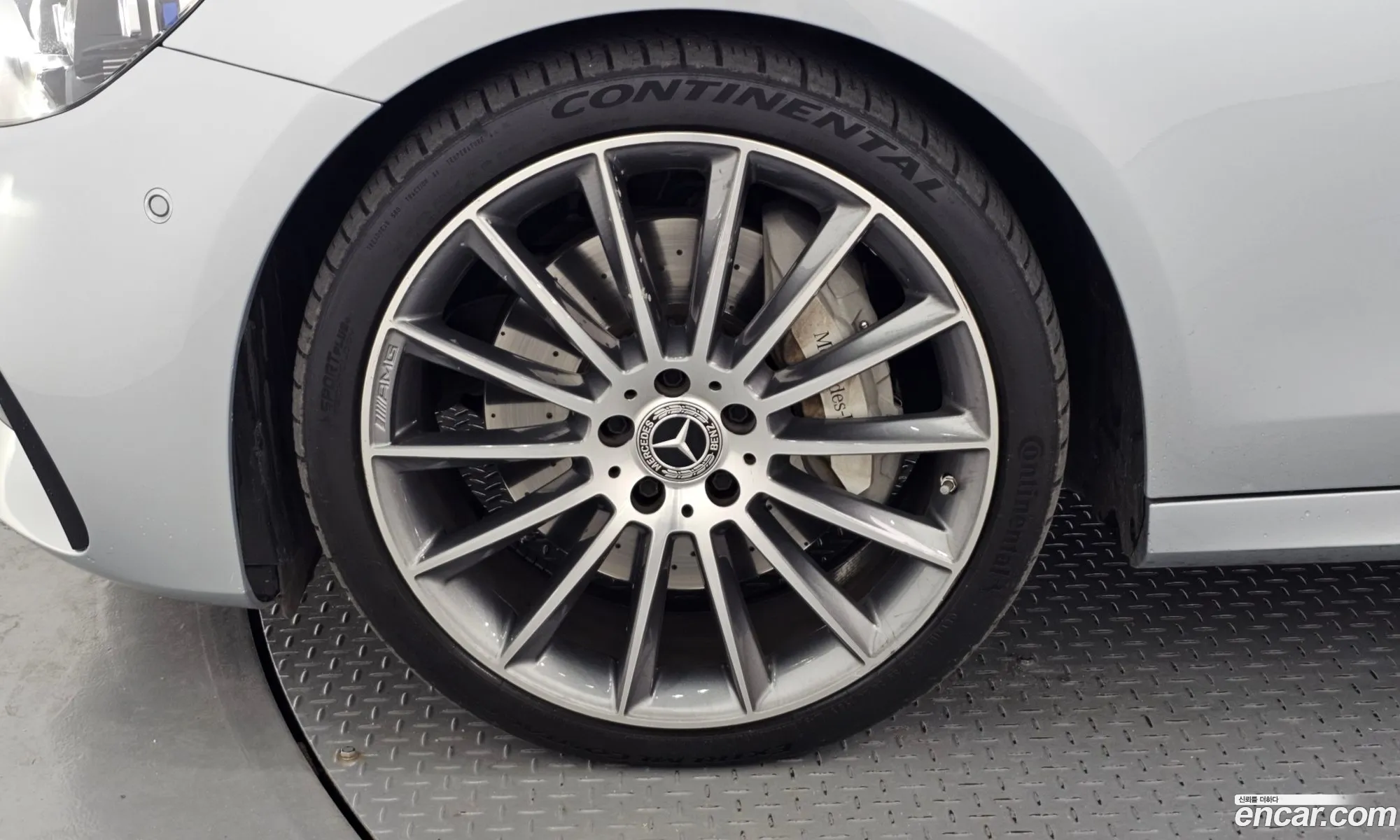 Mercedes-Benz E-Class W213 2022 — 11