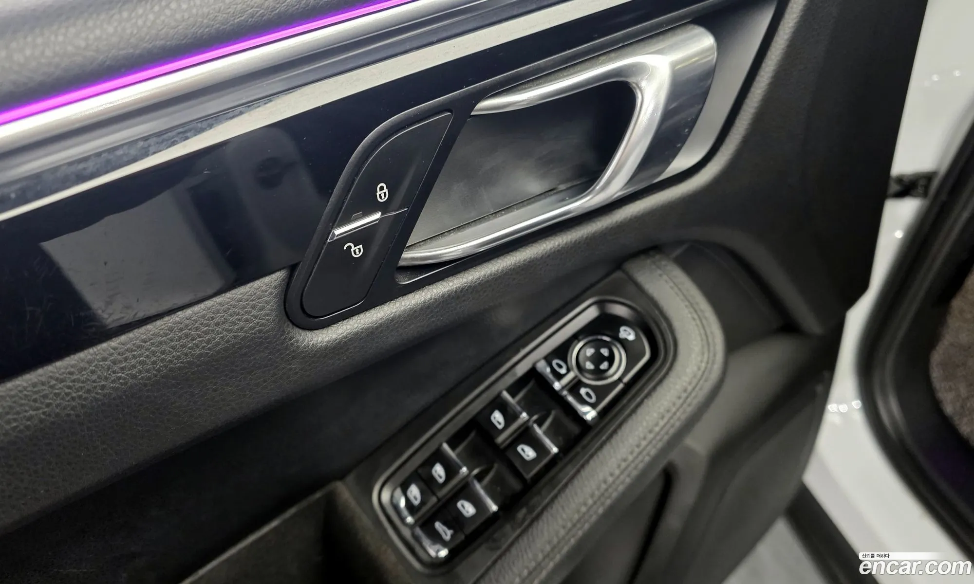 Porsche Macan 2015 WP1AD2952FLB81174 — 17