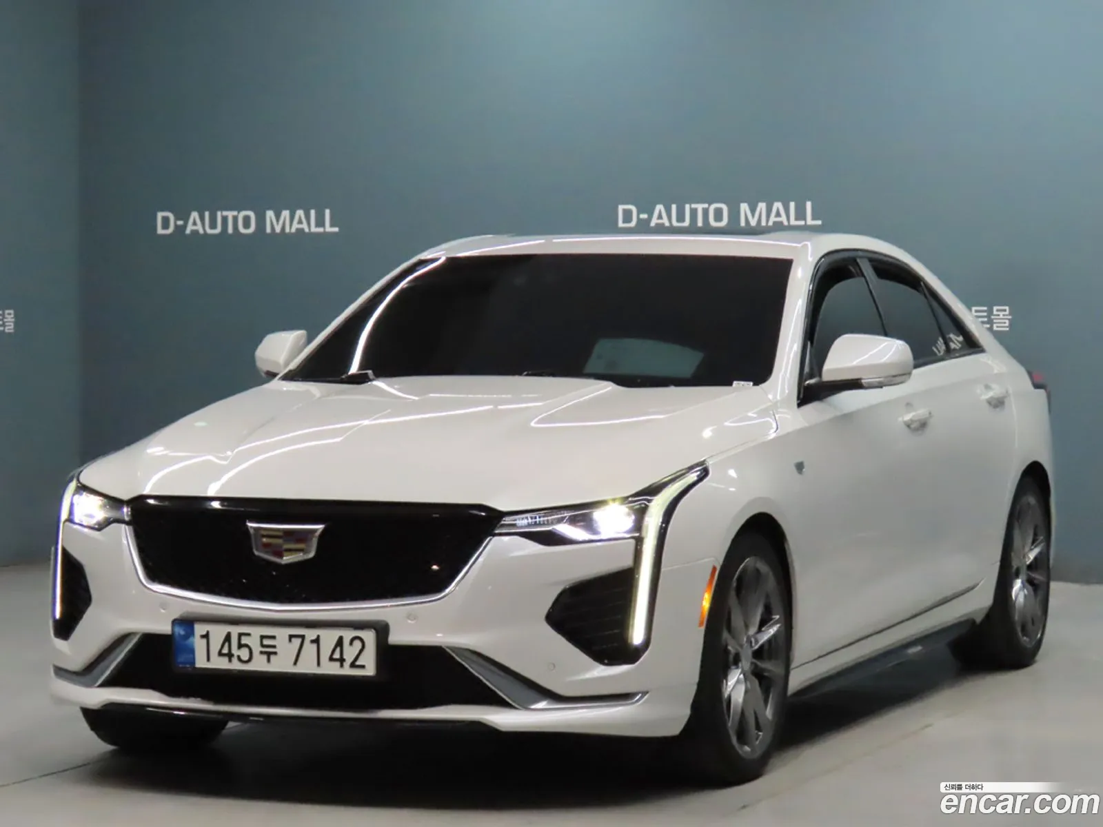 Cadillac CT4 2020 — 13