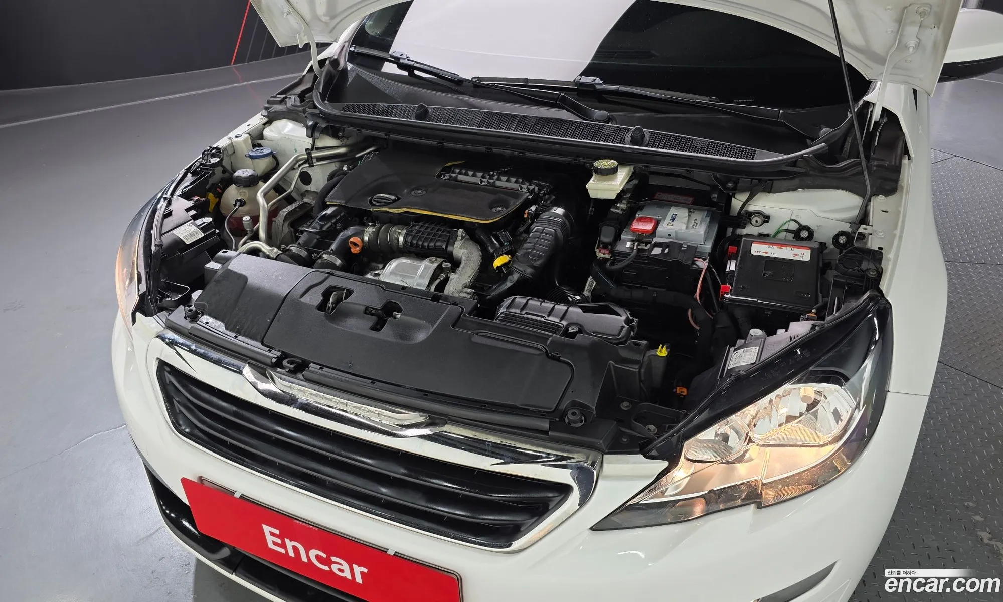 Peugeot 308 2015 VF3LBBHZWFS088018 — 16