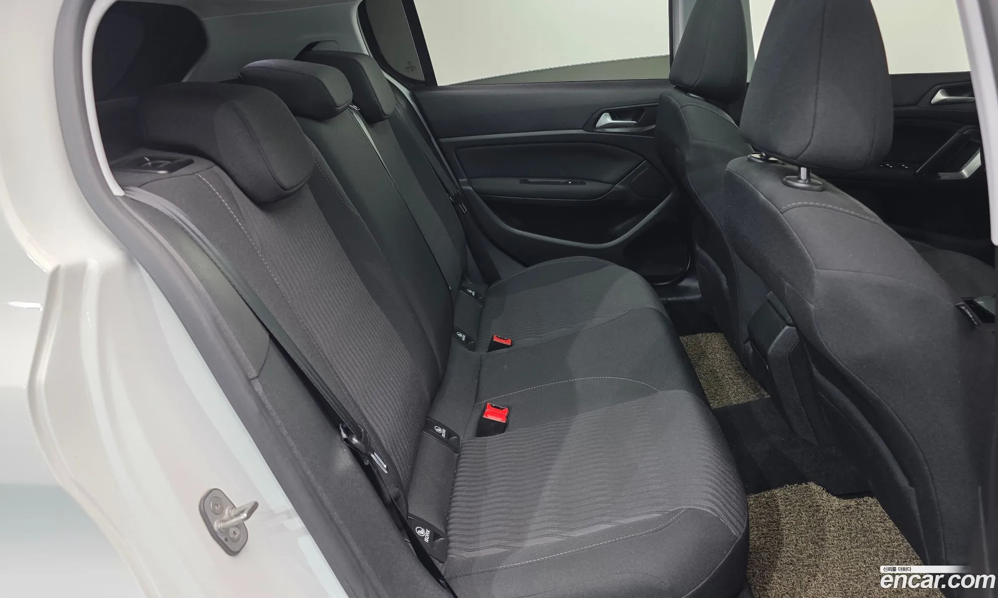 Peugeot 308 2015 VF3LBBHZWFS088018 — 3