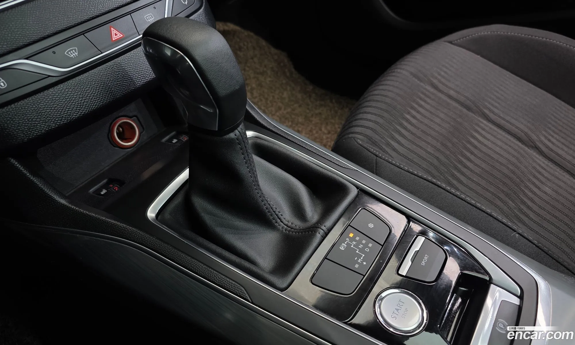 Peugeot 308 2015 VF3LBBHZWFS088018 — 14