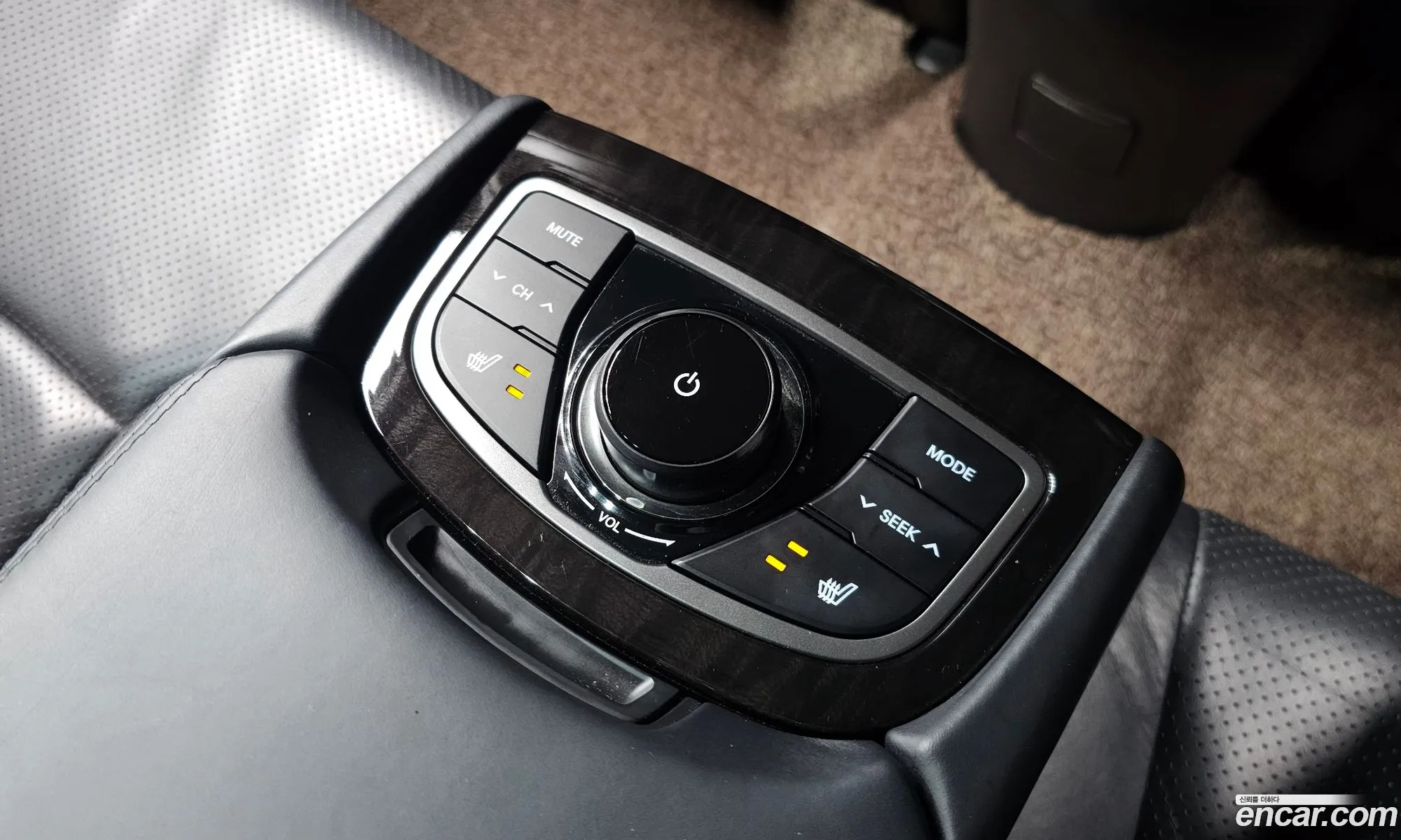 Hyundai Grandeur HG 2013 — 19