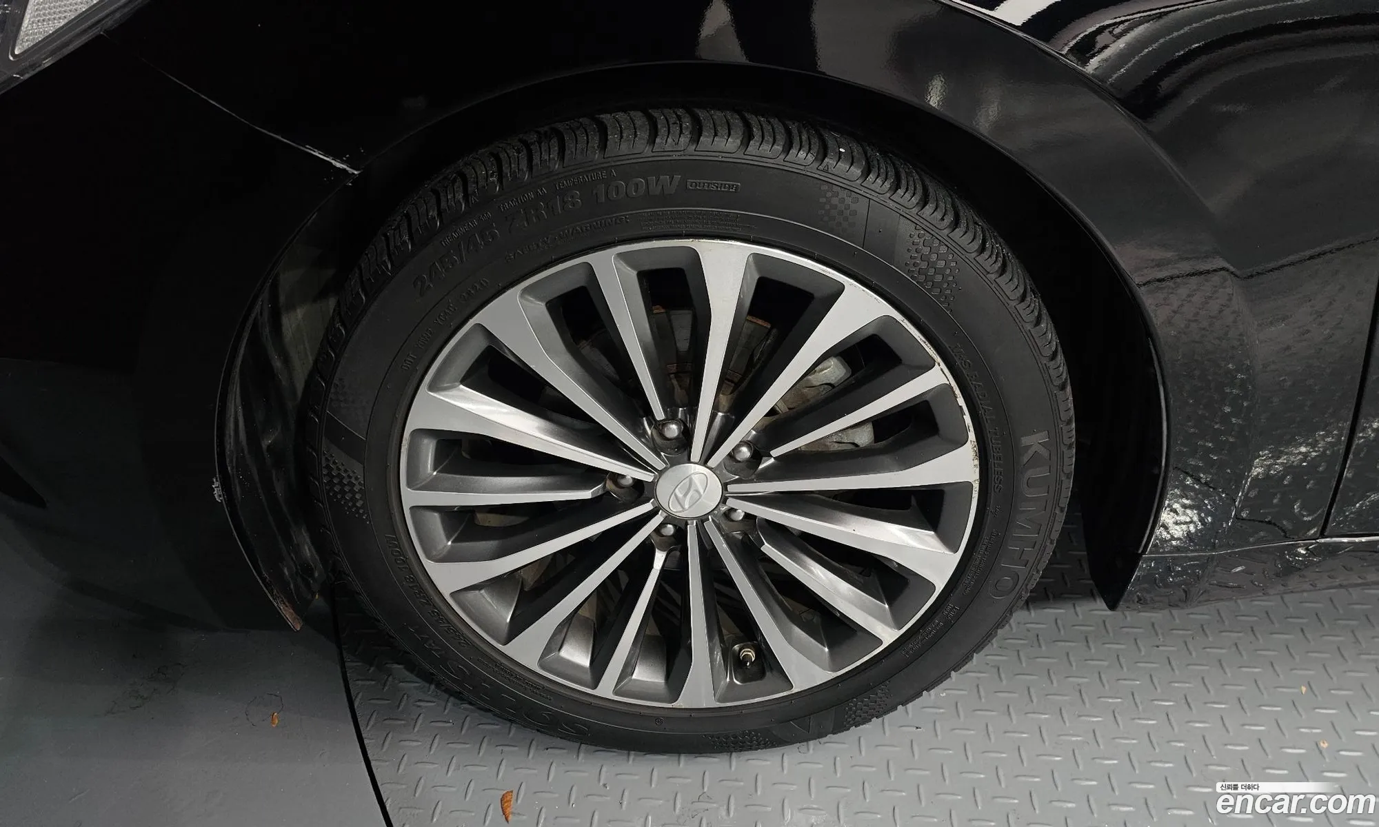 Hyundai Grandeur HG 2013 — 5
