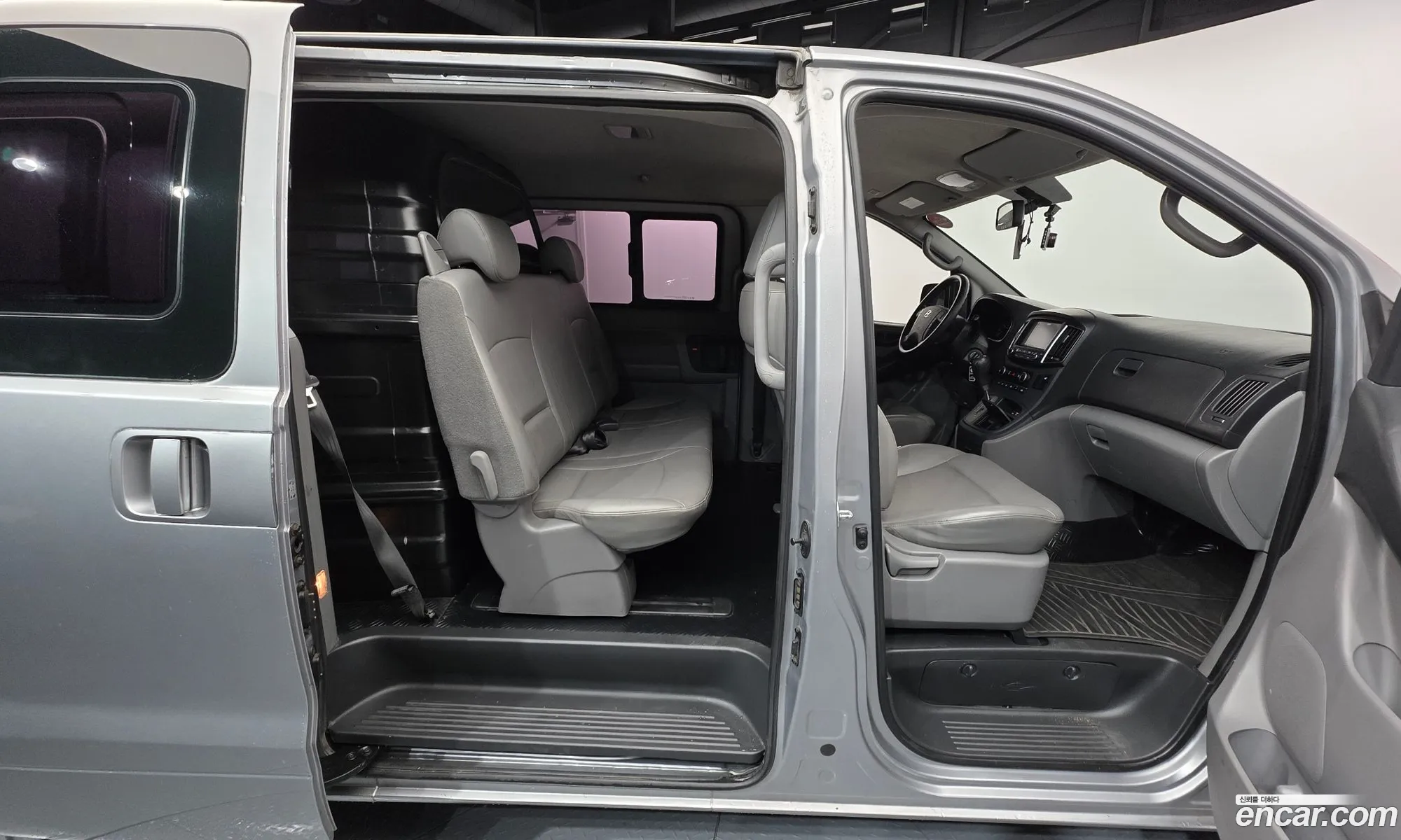 Hyundai Grand Starex 2016 — 5
