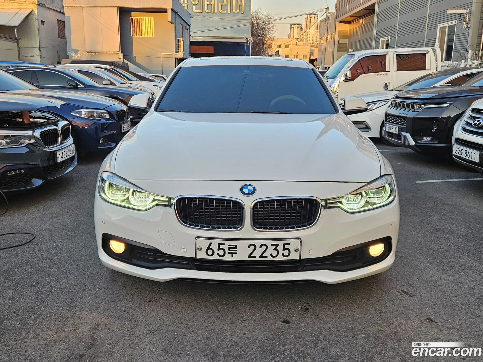 BMW 3 Series 2018 — 19