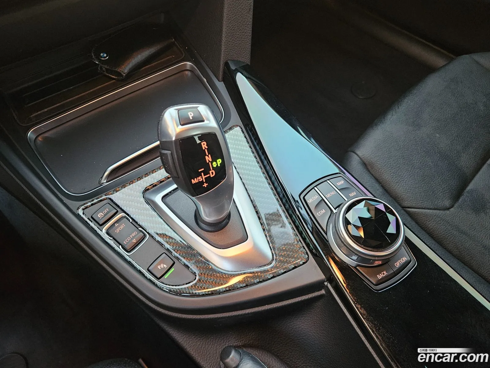BMW 3 Series 2018 — 15