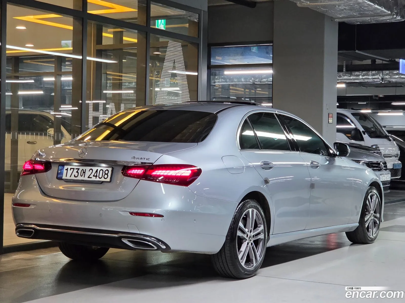 Mercedes-Benz E-Class W213 2022 — 18