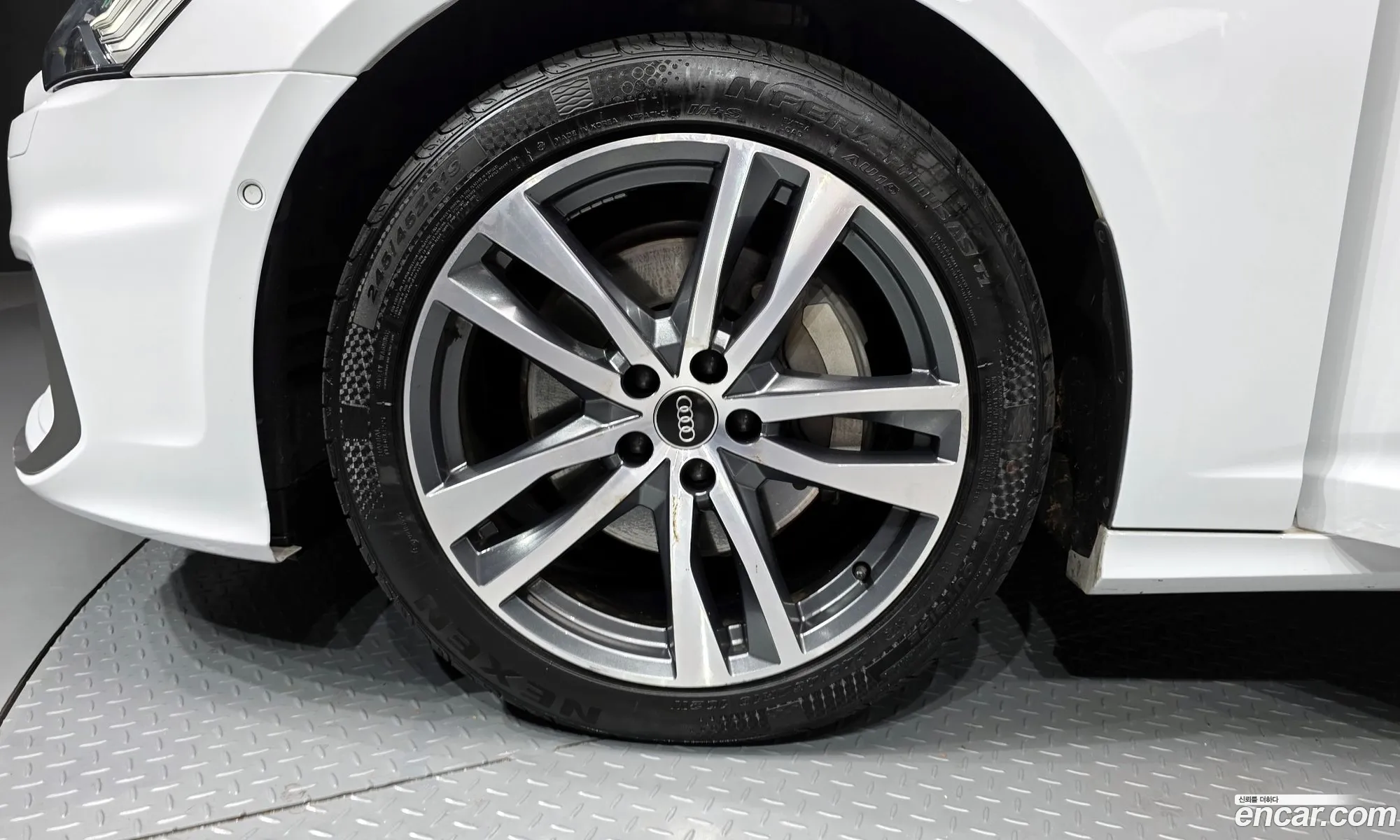 Audi A6 2022 WAUZZZF28PN010179 — 4