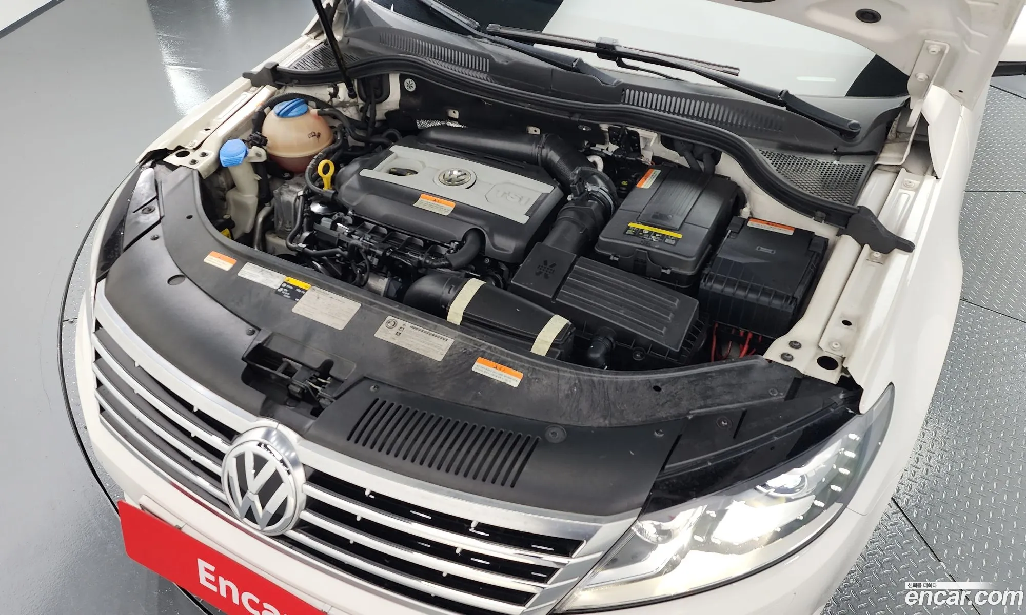 Volkswagen CC 2014 WVWZZZ3CZFE810271 — 11