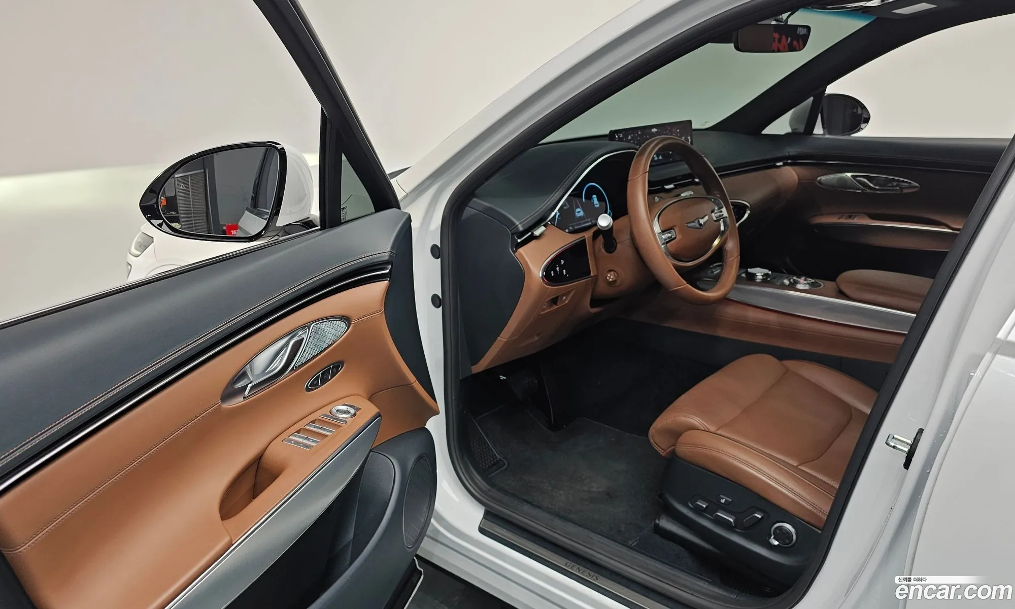 Genesis GV70 2021 — 3