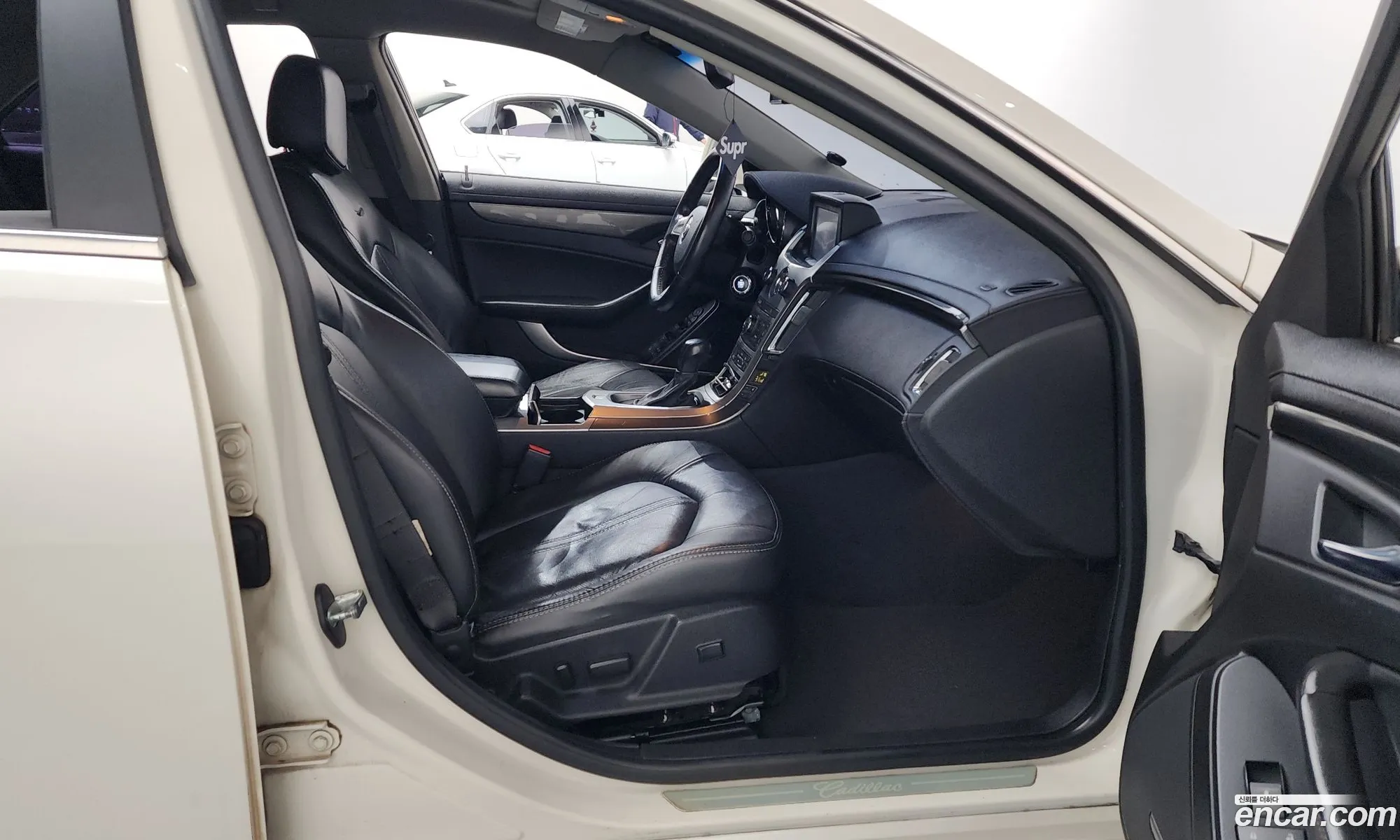 Cadillac CTS 2012 1G6D95E57C0156021 — 16