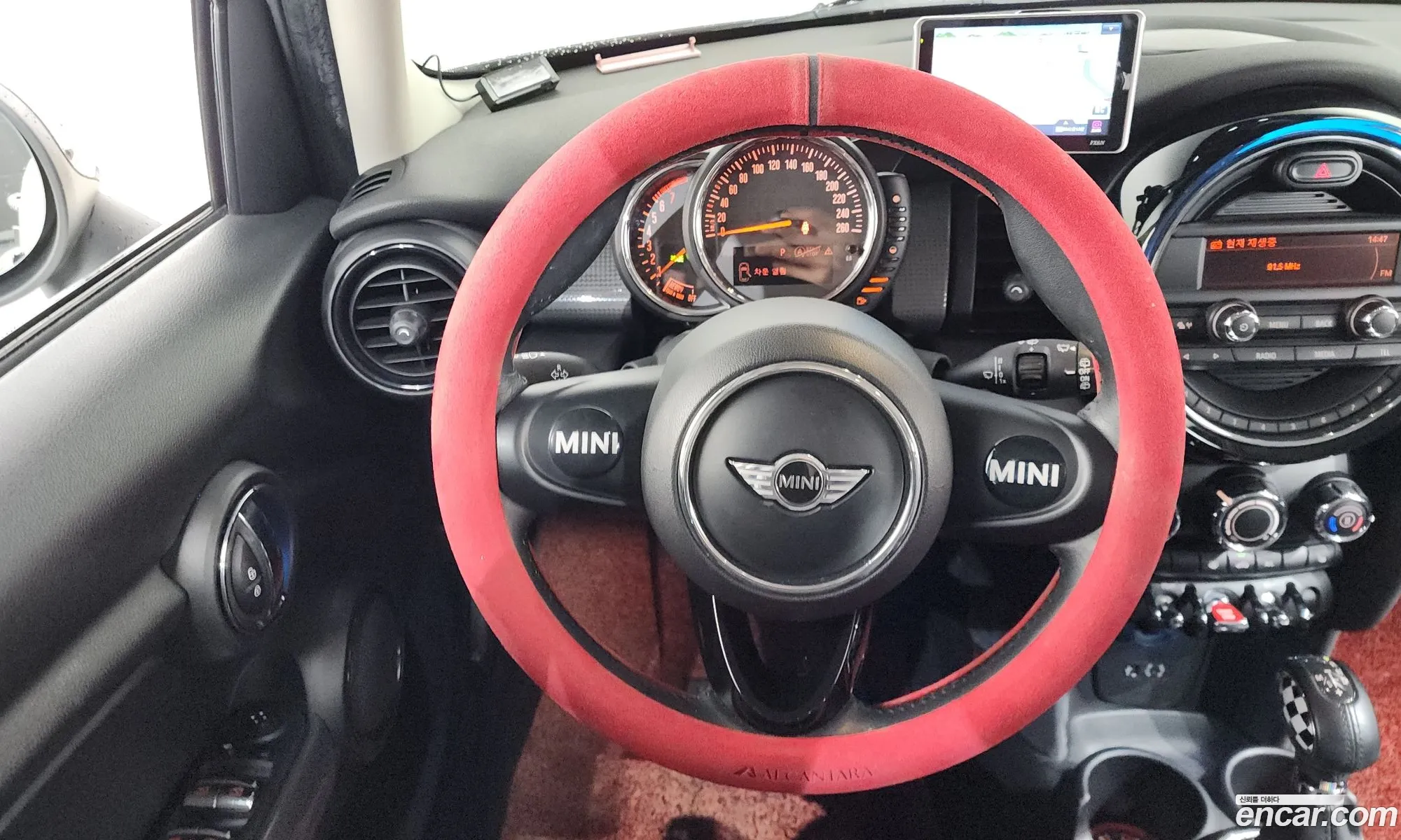 Mini Cooper 2017 — 11