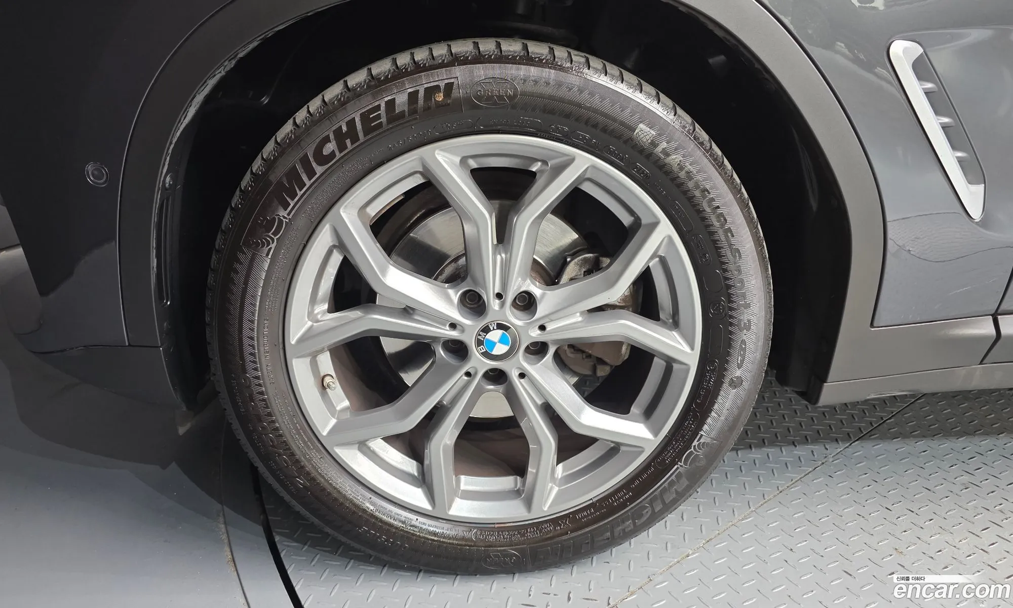 BMW X4 2020 WBA2V9109M9E11203 — 6