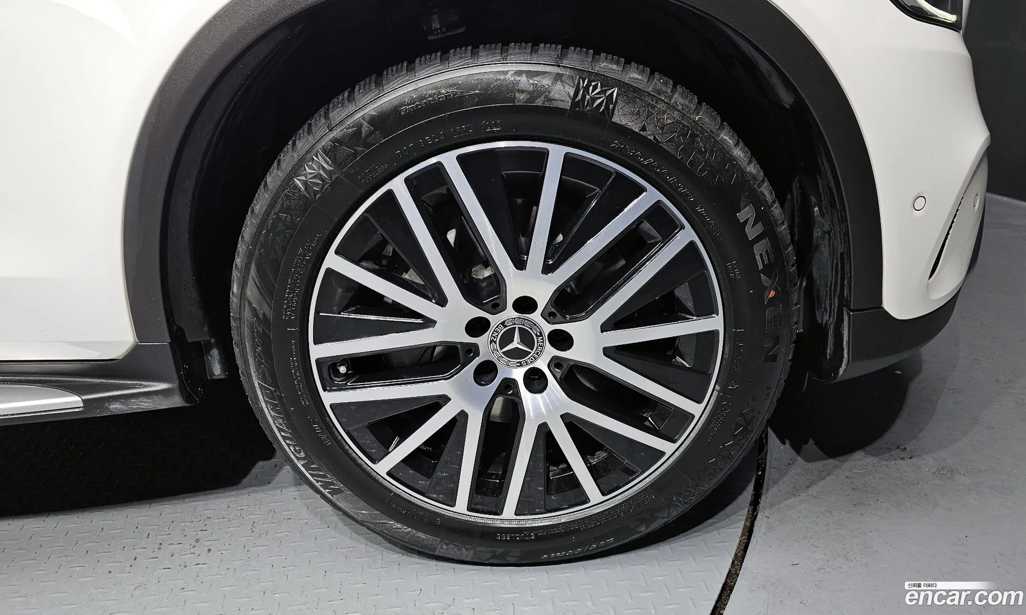 Mercedes-Benz GLC-Class X253 2022 — 14