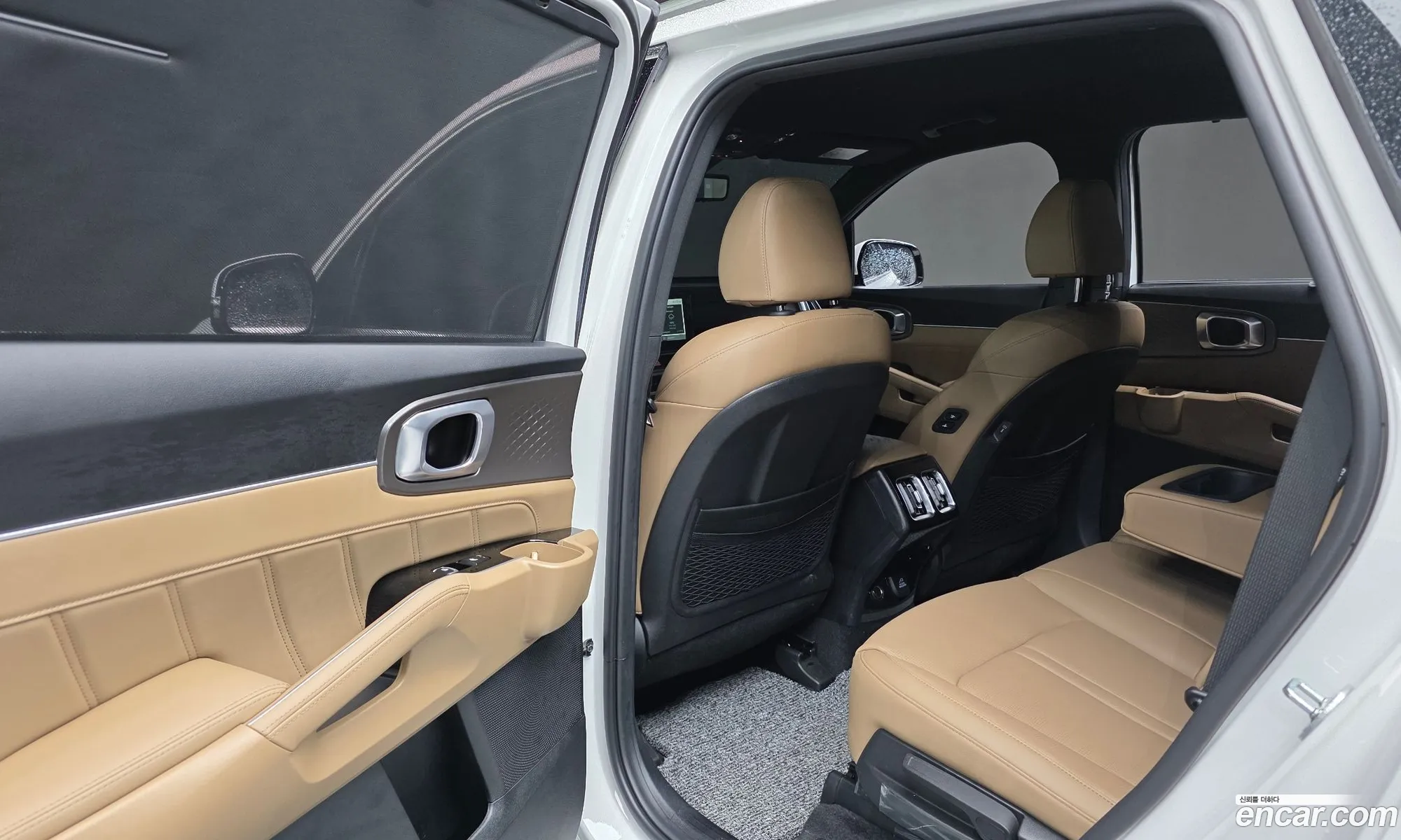 Kia Sorento 2025 — 16