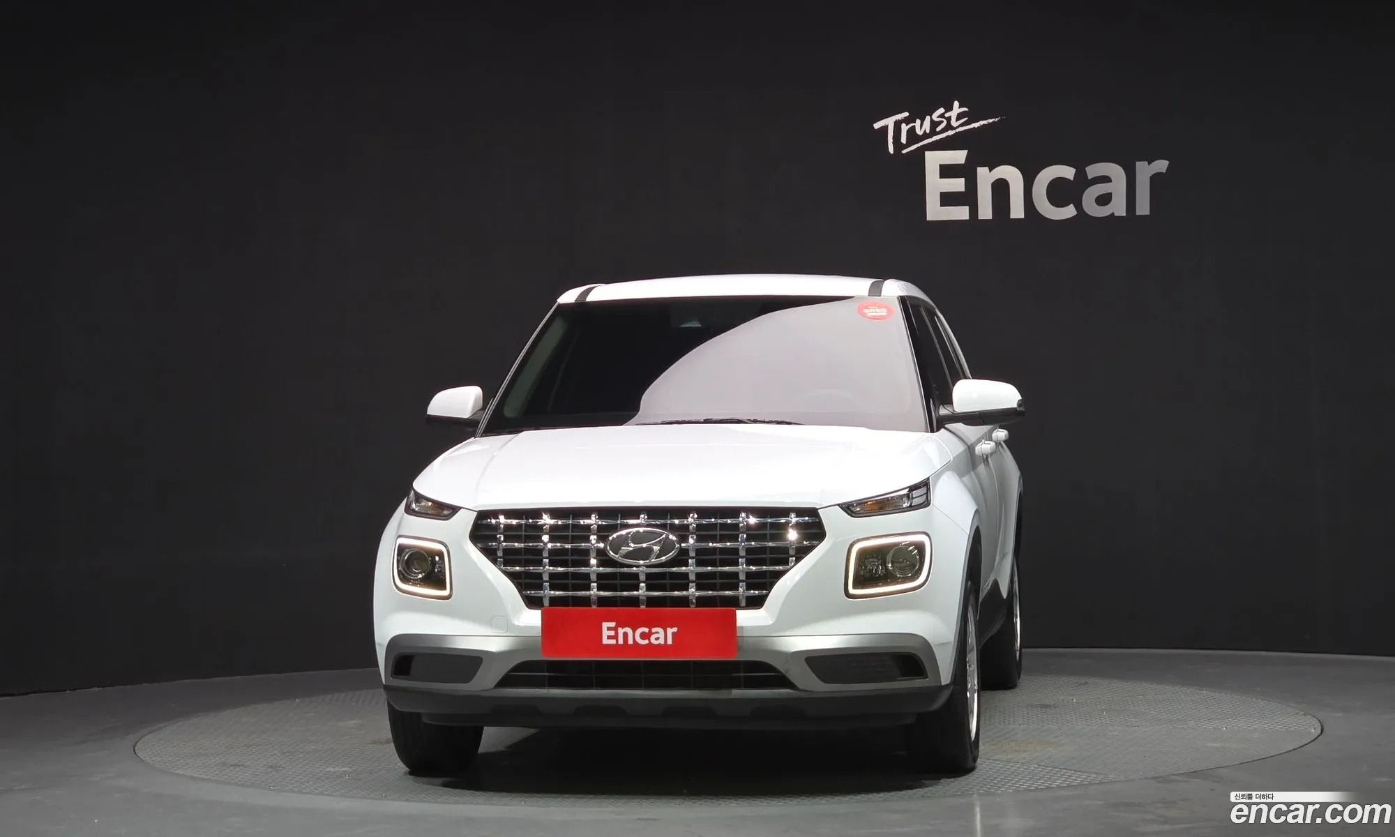 Hyundai Venue 2022 — 10