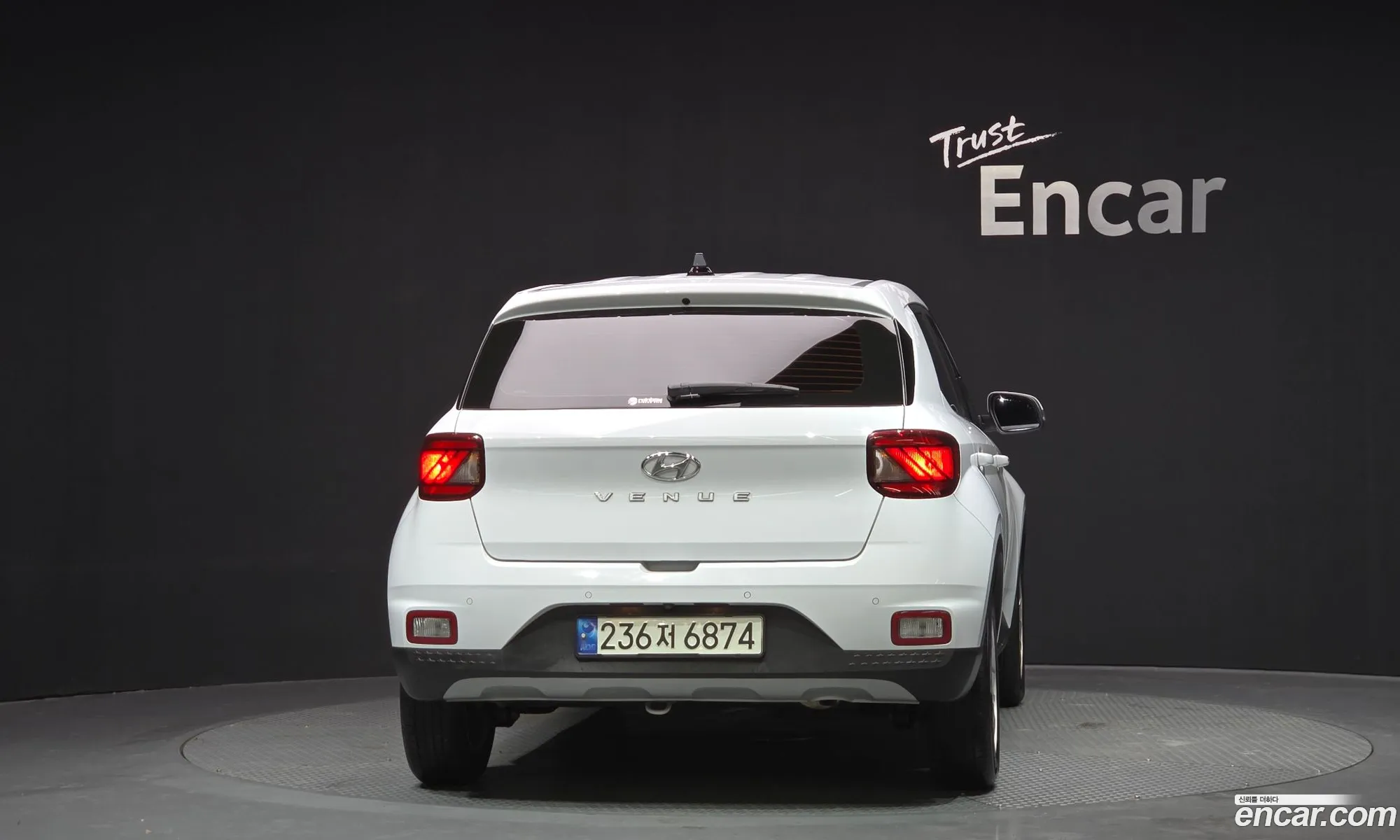 Hyundai Venue 2022 — 7
