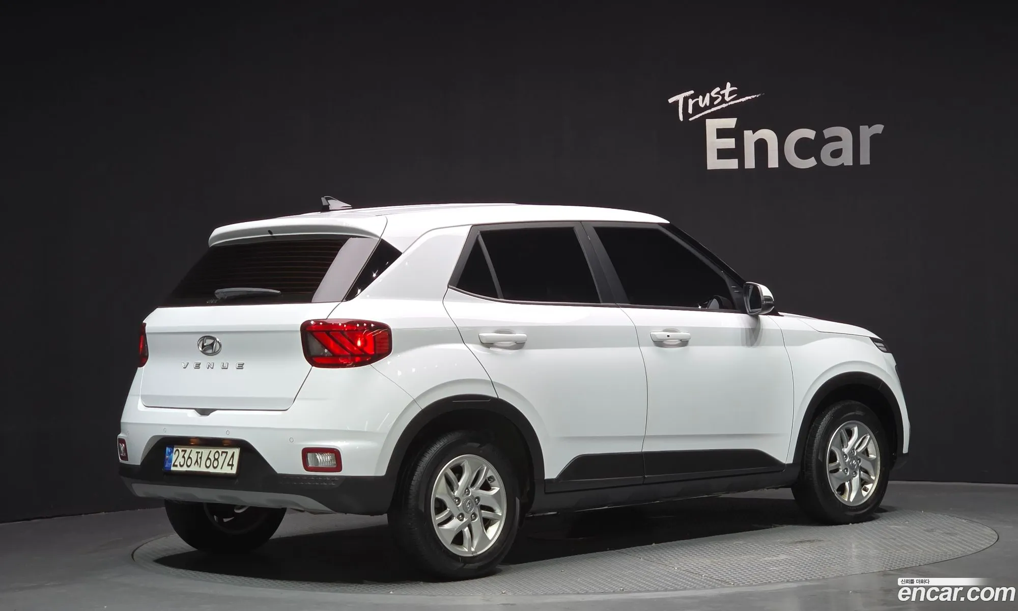 Hyundai Venue 2022 — 15