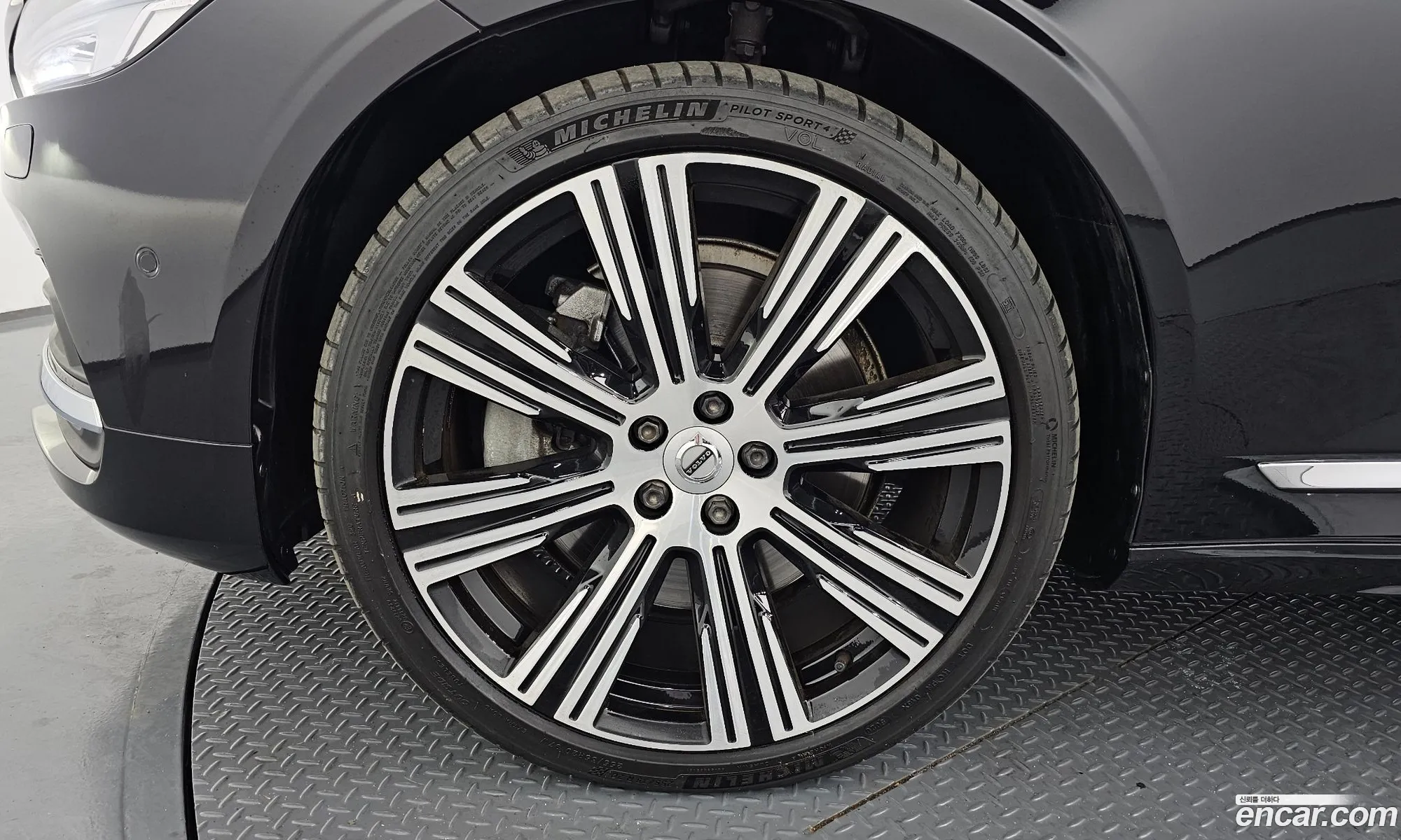 Volvo S90 2021 — 10