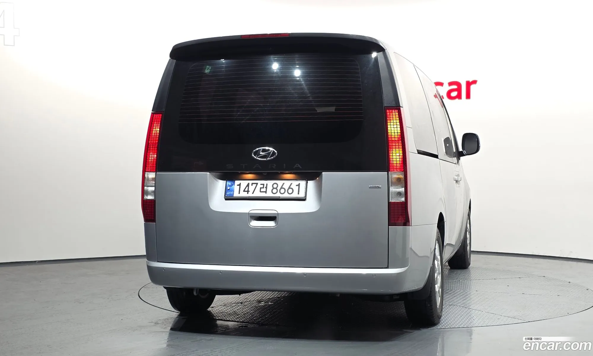 Hyundai Staria 2023 — 3