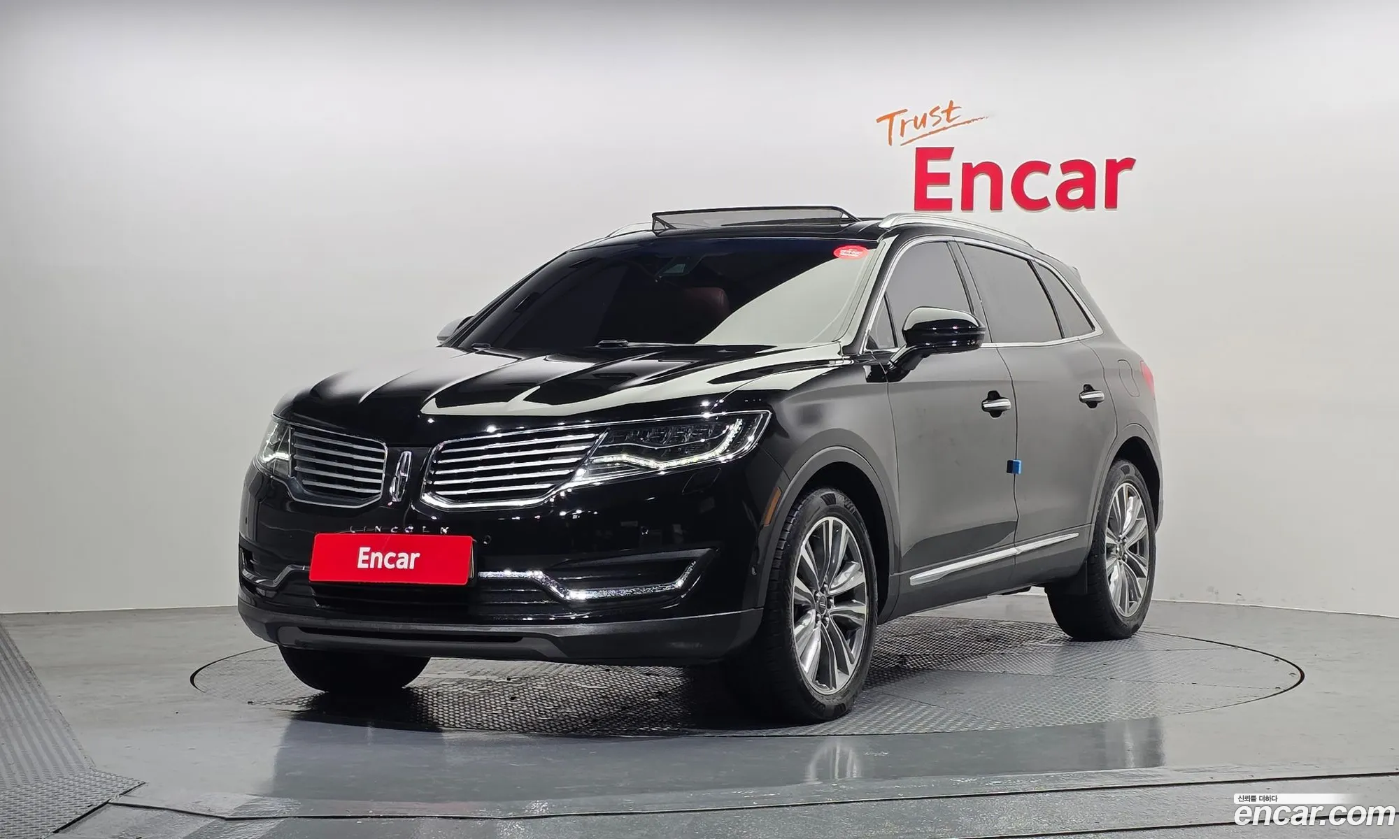 Lincoln MKX 2017 2LMPJ8LP5HBL37874 — 10