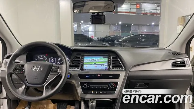 Hyundai LF Sonata 2014 — 2