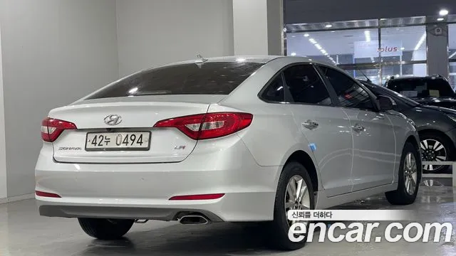 Hyundai LF Sonata 2014 — 14
