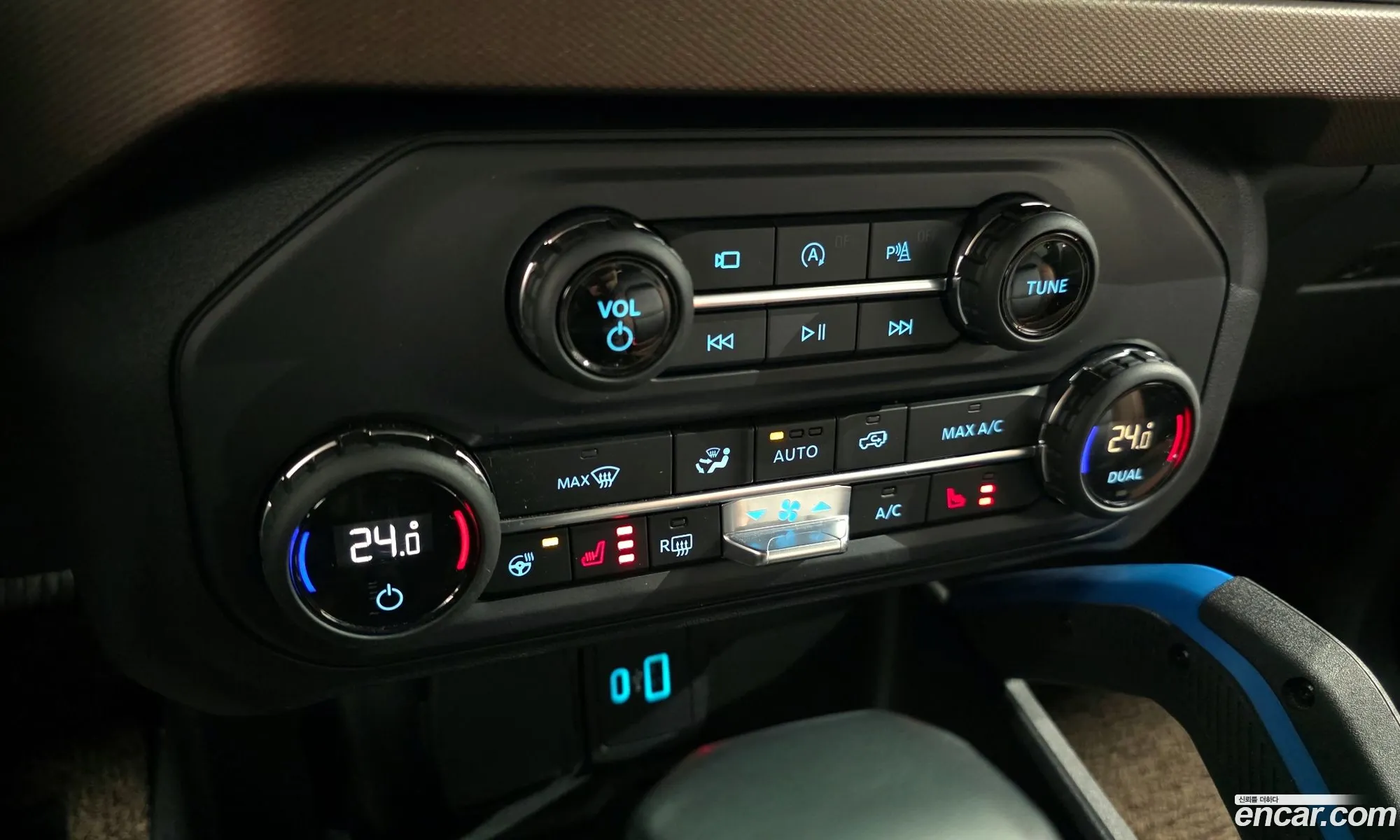 Ford Bronco 6th Gen 2023 1FMEE5DP1PLB69086 — 4